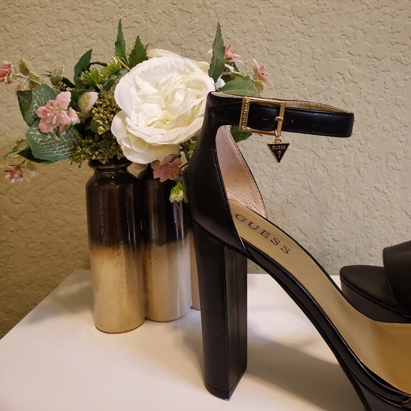 Guess Milla Platform Shoe - Picture 3 of 4